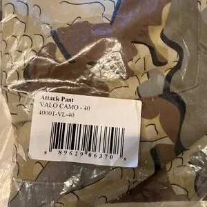 BRAND NEW- KUIU Attack Pant Camouflage Hunting Pants SIZE 40